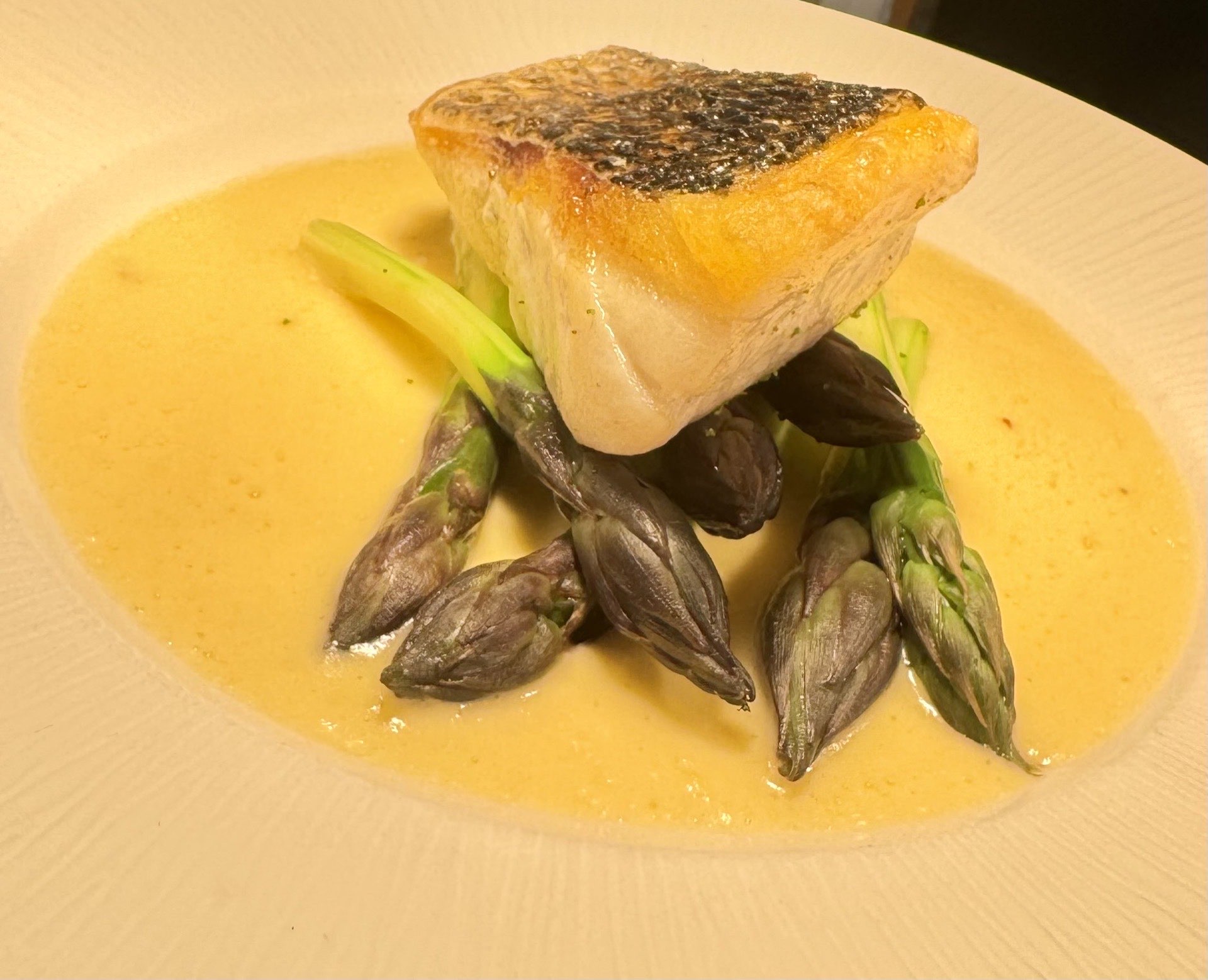 Pan-seared fish with asparagus and beurre blanc